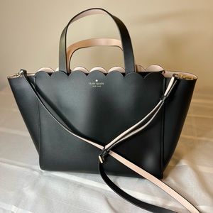 Kate Spade Tote
Magnolia Street Mina Leather Handbag